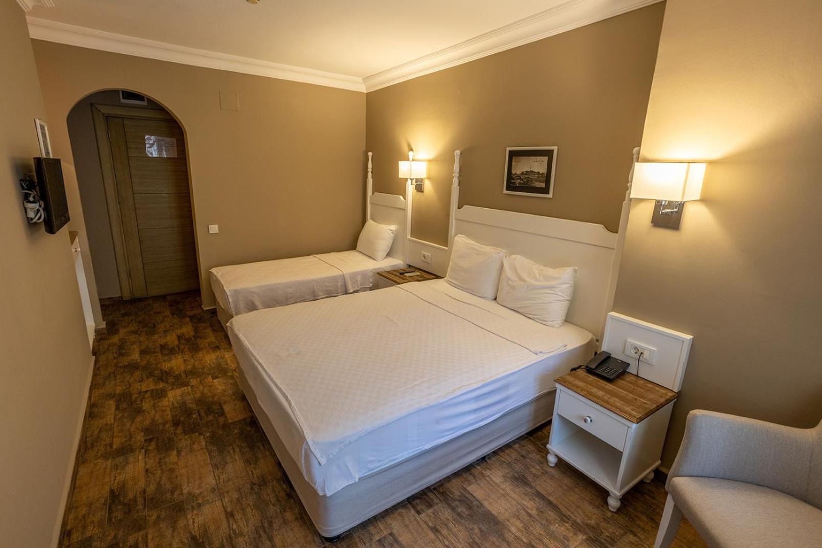 Olbios Marina Resort Hotel Kumkuyu Екстер'єр фото