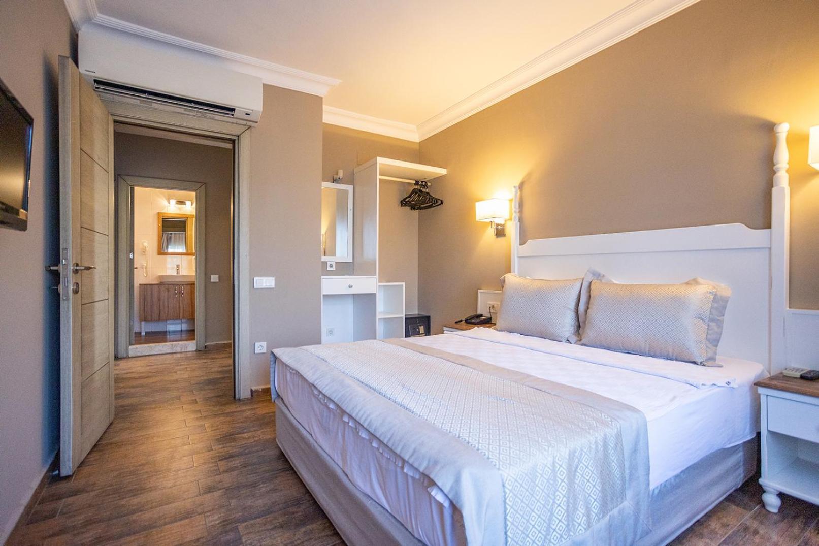 Olbios Marina Resort Hotel Kumkuyu Екстер'єр фото